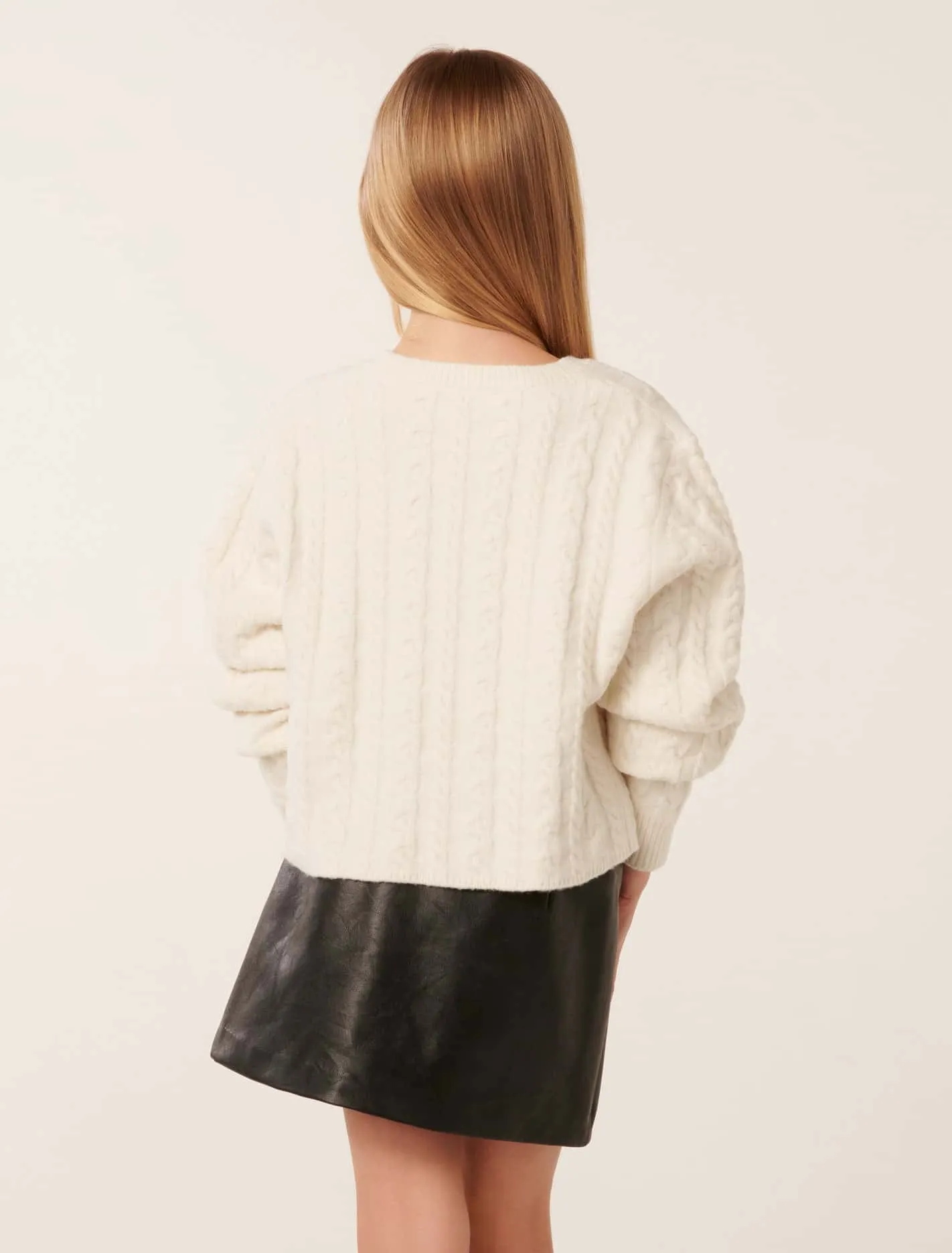 Alma Teen V Neck Crew Top