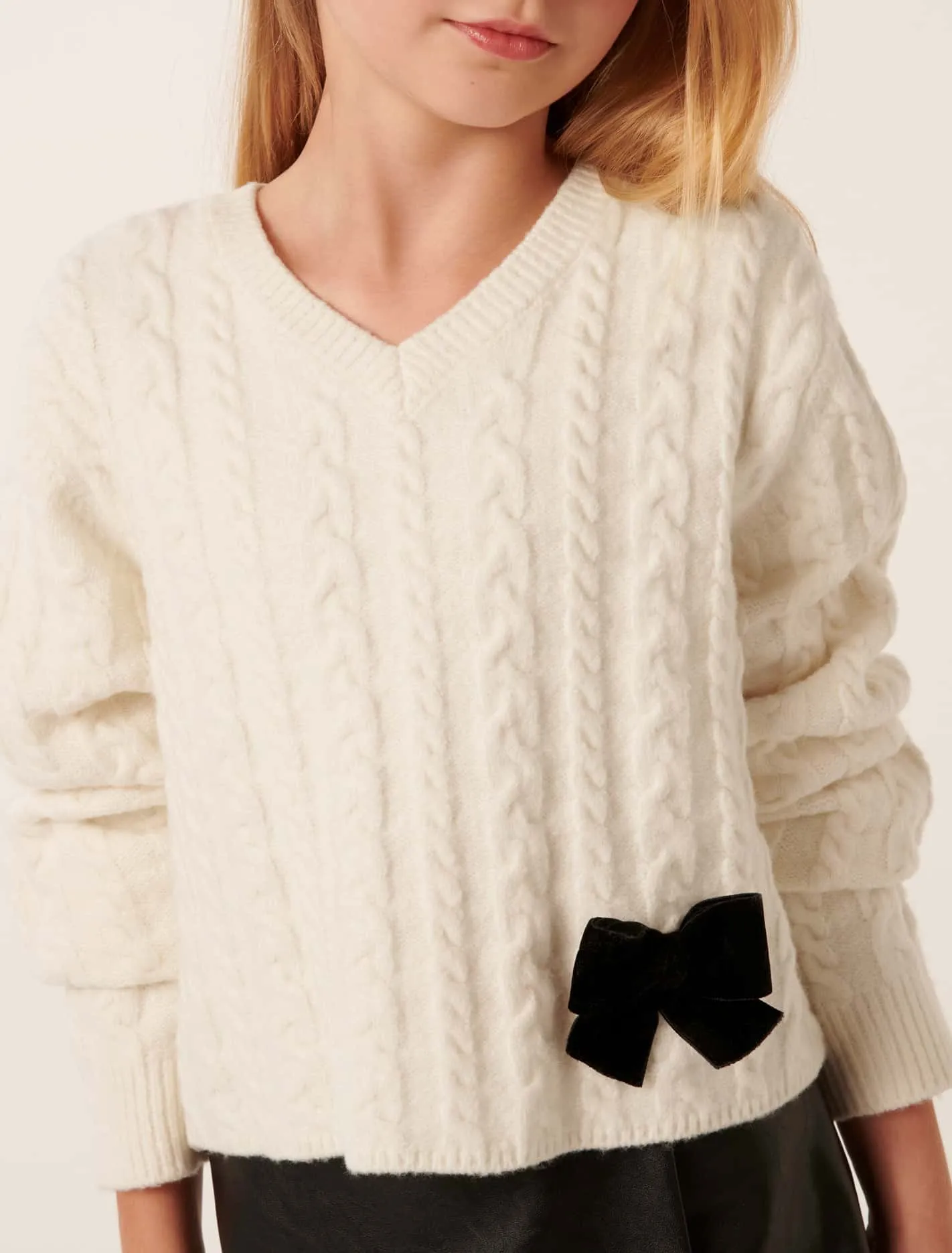 Alma Teen V Neck Crew Top