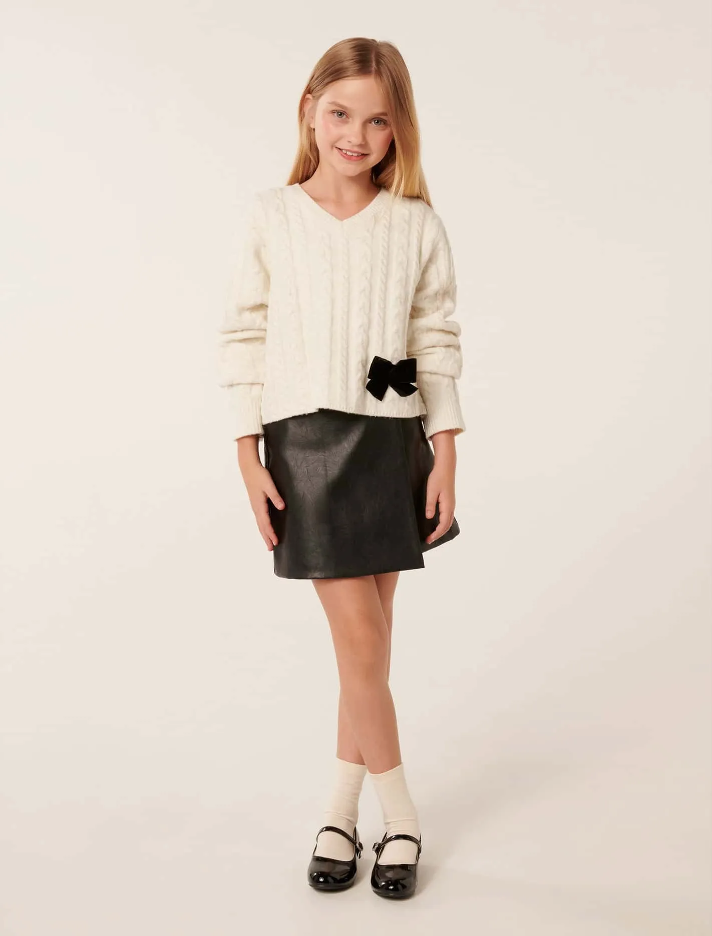 Alma Teen V Neck Crew Top