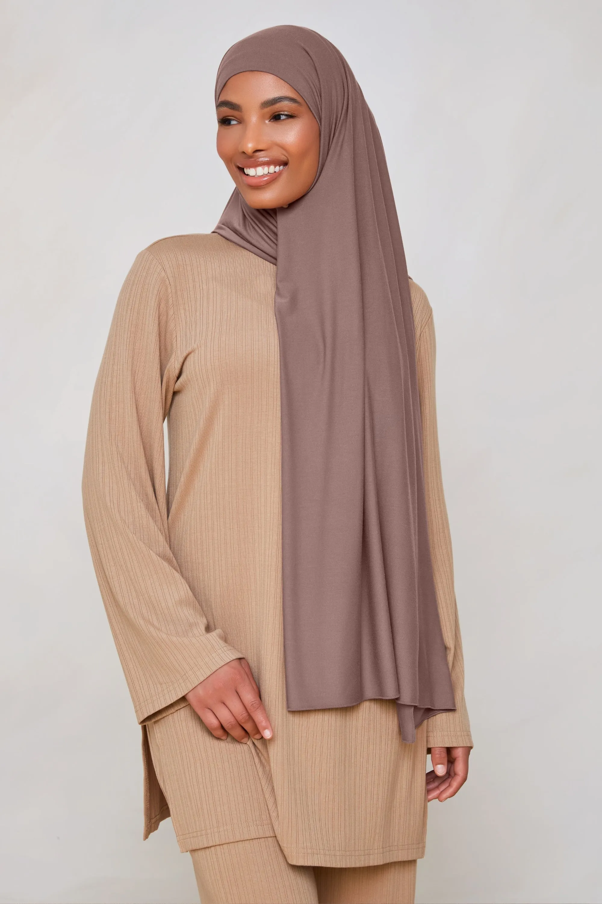 Bamboo Jersey Hijab - Deep Taupe
