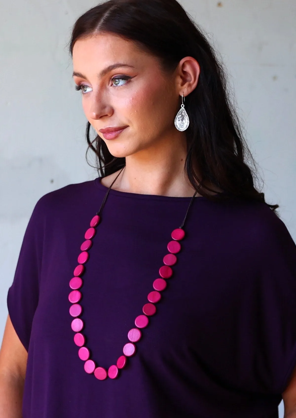 Lucy Necklace Fuchsia