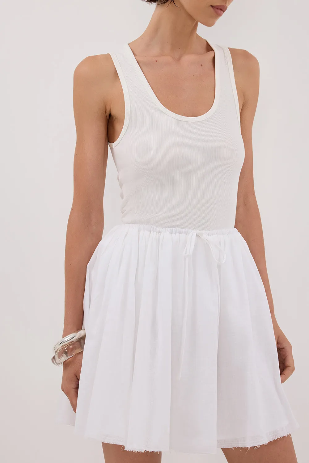 SIA WHITE DRAWSTRING MINI SKIRT