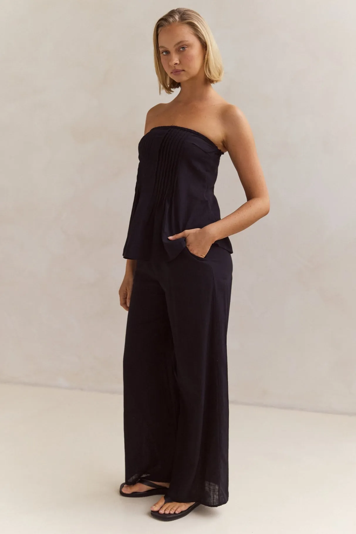 Tucker Set (Black)
