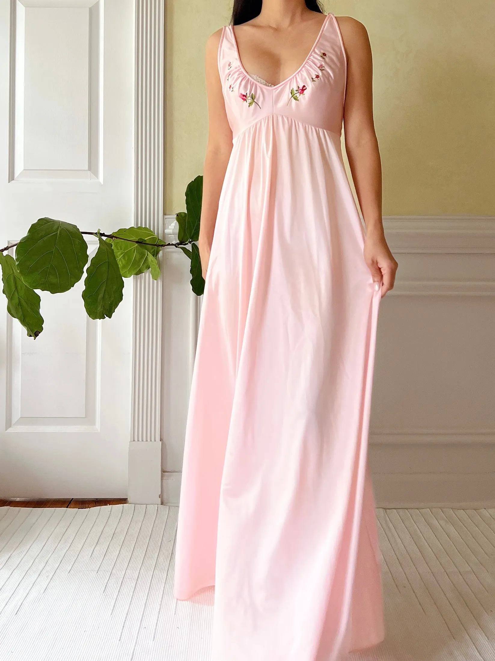 Vintage 2-Piece Nylon Peignoir Set  - M